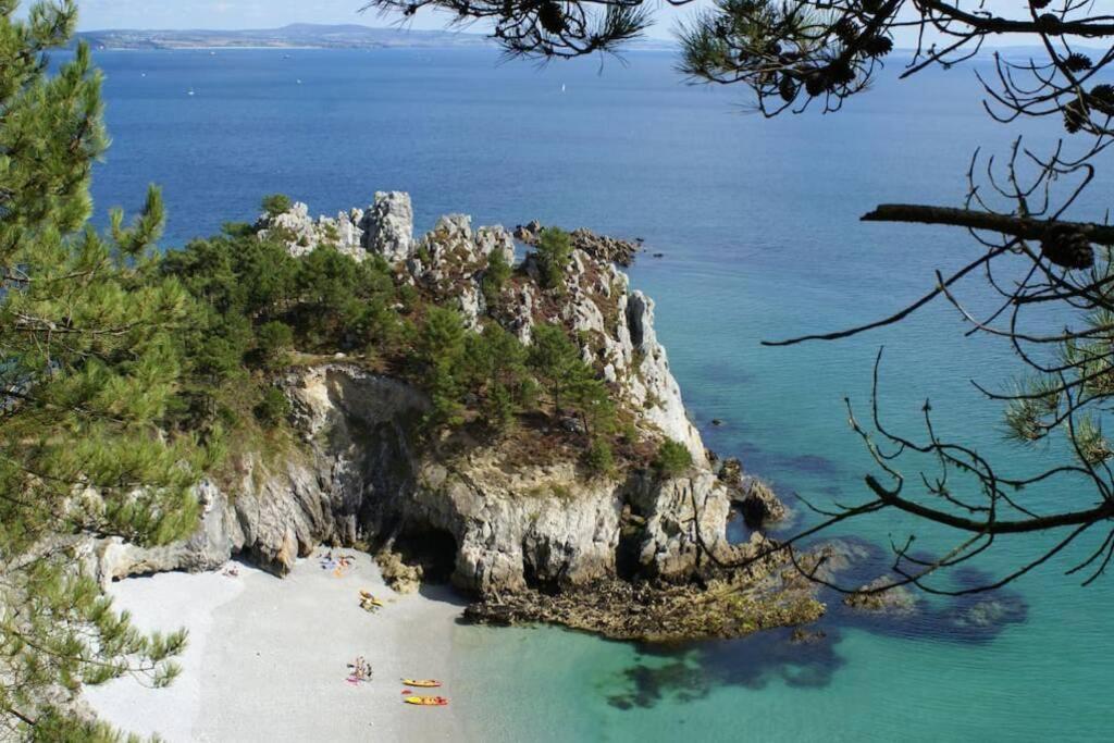 Unique Et Insolite, Chambre Privee - La Caloge De Kastell Dinn Crozon Exterior foto